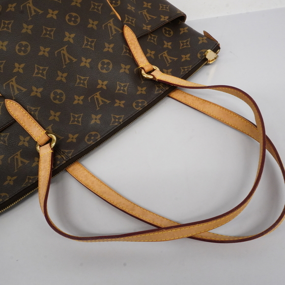 Louis Vuitton Monogram Totally MM Tote Bag - Picture 6 of 10